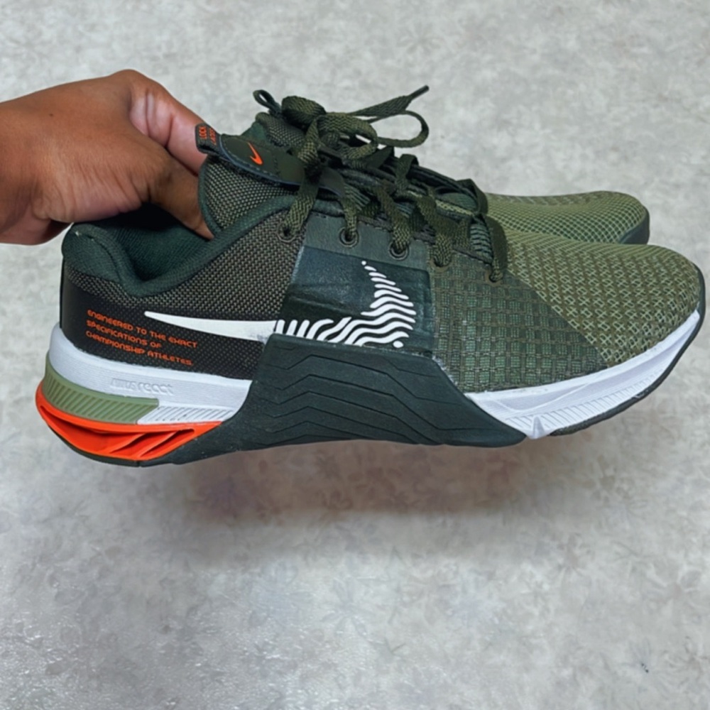 Nike Metcon 8 - Cargo Khaki (Men’s)